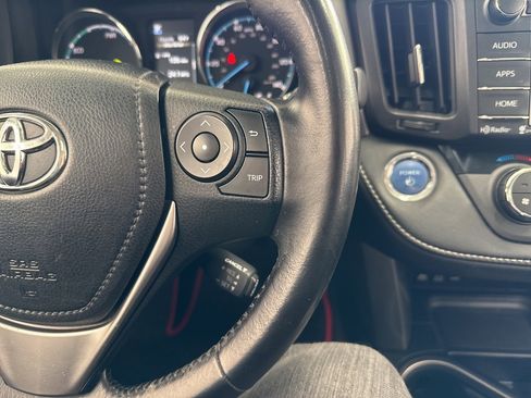 Used 2016 Toyota RAV4 XLE image 23