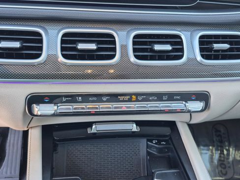 Used 2020 Mercedes-Benz GLE 350 4MATIC image 27