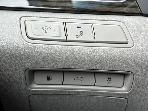 Used 2017 Hyundai Sonata Limited w/ Cargo Package image 29