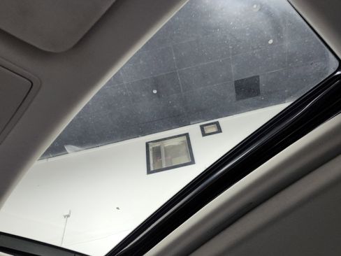 Used 2023 Acura TLX w/ Technology Package image 2