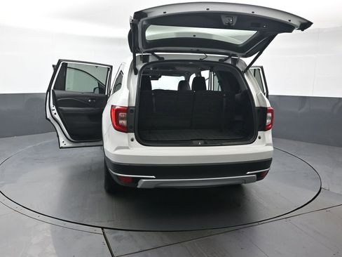 Used 2021 Honda Pilot Touring image 54