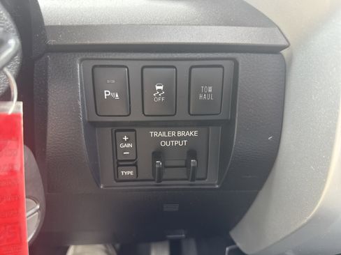 Used 2016 Toyota Tundra SR5 w/ TRD Off Road Package AWD/4WD image 28