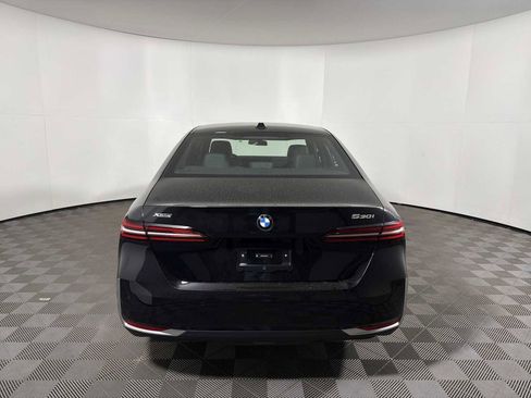 New 2026 BMW 530i xDrive AWD/4WD image 2