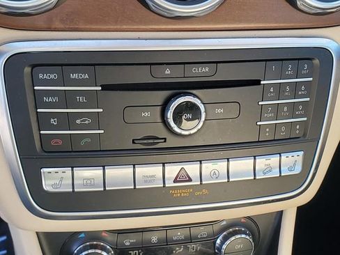 Used 2018 Mercedes-Benz GLA 250 4MATIC image 30