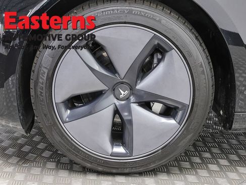 Used 2019 Tesla Model 3 Long Range RWD image 29