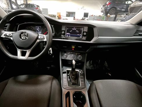 Used 2019 Volkswagen Jetta S w/ Driver Assistance Package image 15