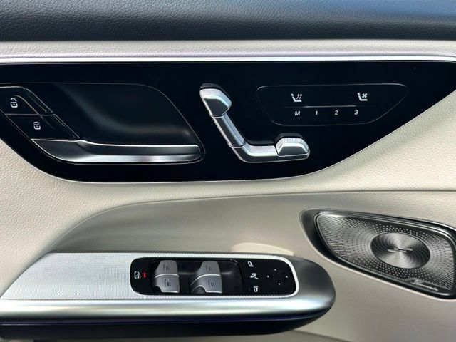 New 2027 Mercedes-Benz GLC 300 4MATIC image 31