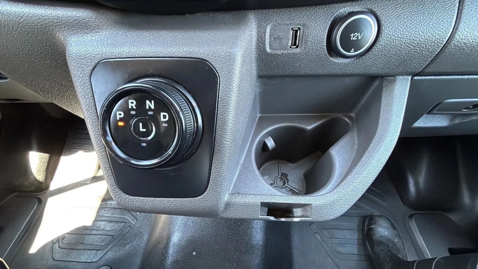 Used 2022 Ford E-Transit 148 High Roof w/ Load Area Protection Package RWD image 14