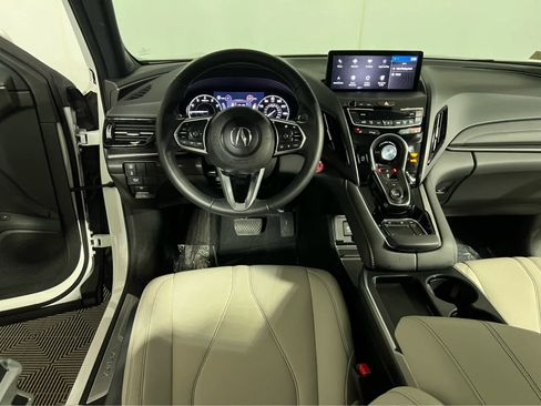 Used 2025 Acura RDX SH-AWD image 12