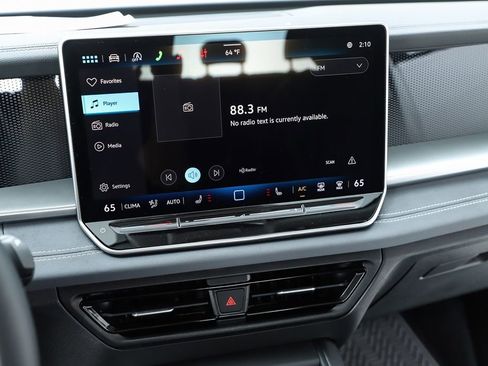 New 2026 Volkswagen Tiguan SE image 63