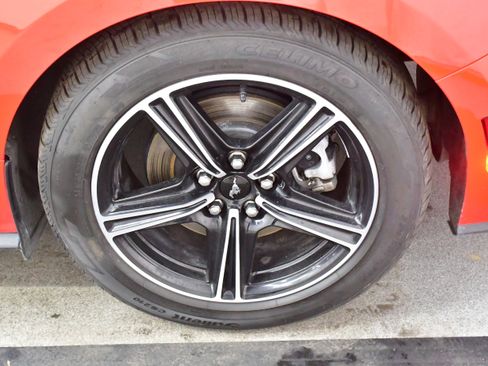 Used 2024 Ford Mustang Premium image 41