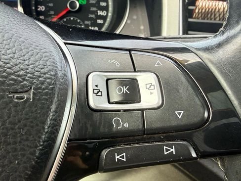 Used 2018 Volkswagen Atlas SEL w/ R-Line Package image 14