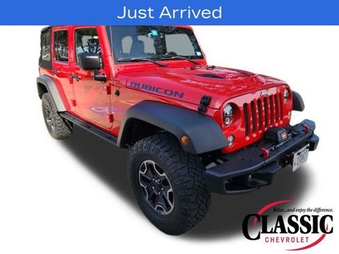 Used 2015 Jeep Wrangler Unlimited Rubicon image 18