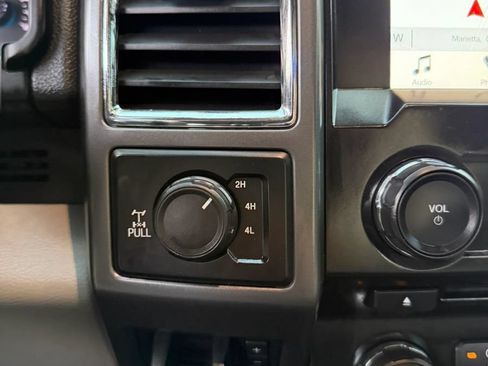 Used 2017 Ford F250 XLT w/ XLT Value Package AWD/4WD image 22