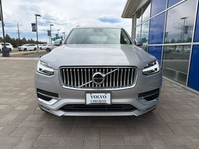 Used 2023 Volvo XC90 B6 Ultimate w/ Lounge Package
