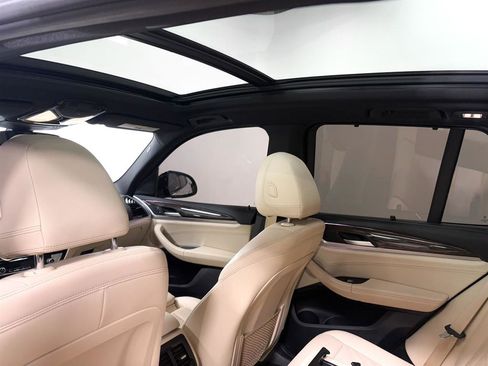 Used 2021 BMW X3 xDrive30i w/ Premium Package image 5