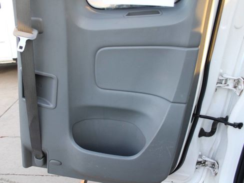 Used 2013 Toyota Tacoma 4x4 Access Cab image 5