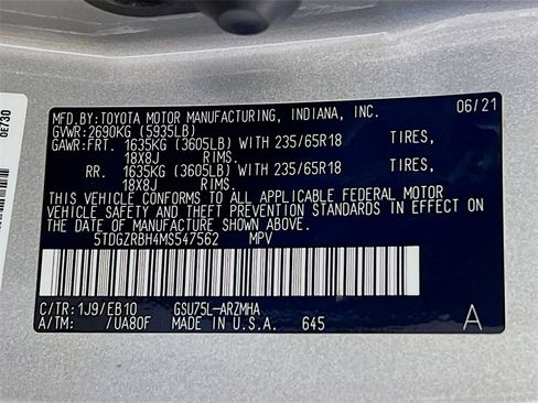 Used 2021 Toyota Highlander XLE image 30