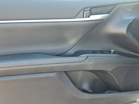 Certified 2021 Toyota Camry XLE w/ Navigation Upgrade Package image 12