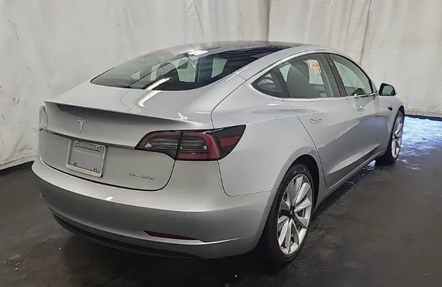 Used 2018 Tesla Model 3 Long Range AWD/4WD image 2