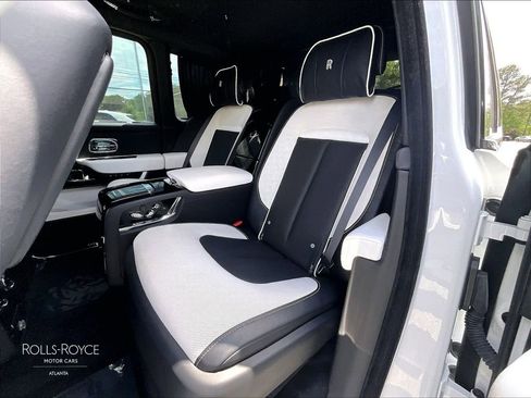 Used 2021 Rolls-Royce Cullinan AWD/4WD image 23