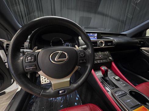 Used 2015 Lexus RC F w/ Premium Package RWD image 18