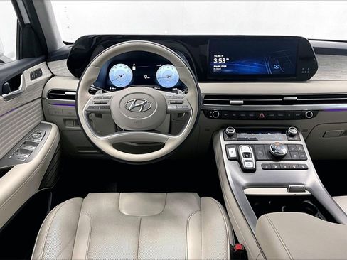 Used 2023 Hyundai Palisade Calligraphy image 5