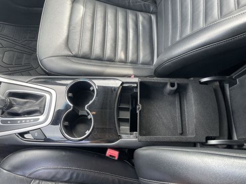 Used 2015 Ford Edge SEL w/ Equipment Group 201A image 18