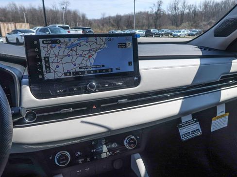 New 2026 Mitsubishi Outlander SE AWD/4WD image 33