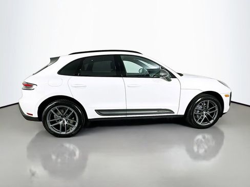 Certified 2026 Porsche Macan Turbo AWD/4WD image 8