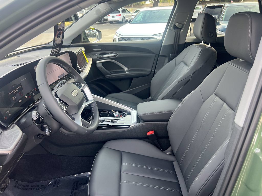 New 2026 Audi Q5 Premium Plus AWD/4WD image 14