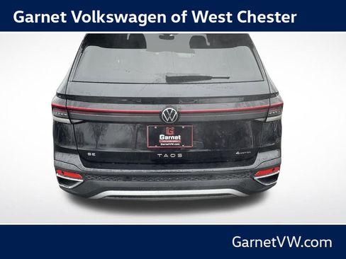 New 2026 Volkswagen Taos SE AWD/4WD image 4