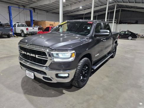 Used 2019 RAM 1500 Big Horn AWD/4WD image 2