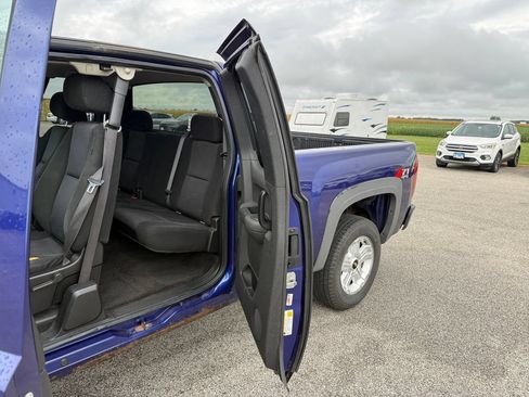 Used 2011 Chevrolet Silverado 1500 LT w/ All-Star Edition AWD/4WD image 29