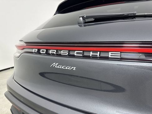 Certified 2024 Porsche Macan Turbo AWD/4WD image 18