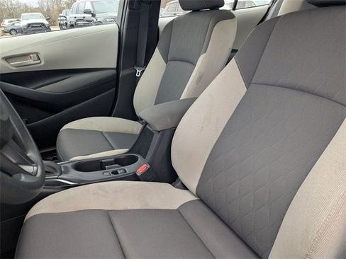 Used 2023 Toyota Corolla LE image 14