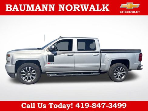 Used 2017 Chevrolet Silverado 1500 LT w/ Rally 2 Edition AWD/4WD image 2