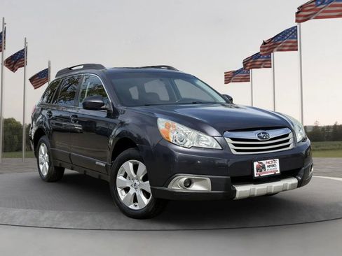Used 2012 Subaru Outback 2.5i Limited w/ Moonroof Pkg image 2