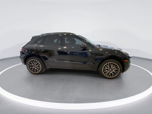 Used 2018 Porsche Macan S w/ Premium Package Plus image 9
