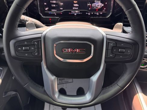 Used 2023 GMC Sierra 1500 SLT w/ SLT Convenience Package AWD/4WD image 30