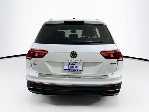 Used 2023 Volkswagen Tiguan SE AWD/4WD image 6