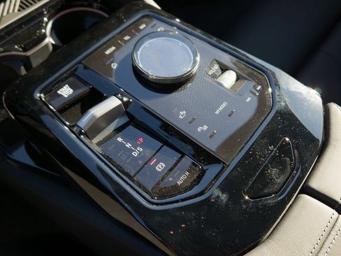 New 2026 BMW 530i xDrive w/ M Sport Package image 12