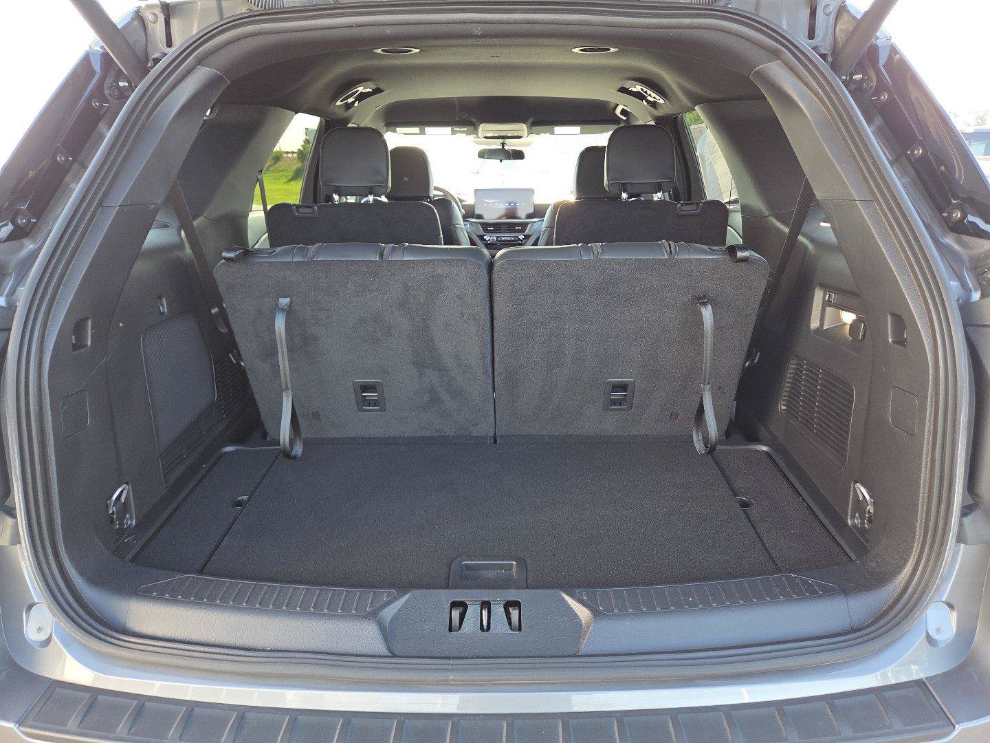 Used 2025 Ford Explorer ST-Line AWD/4WD image 18