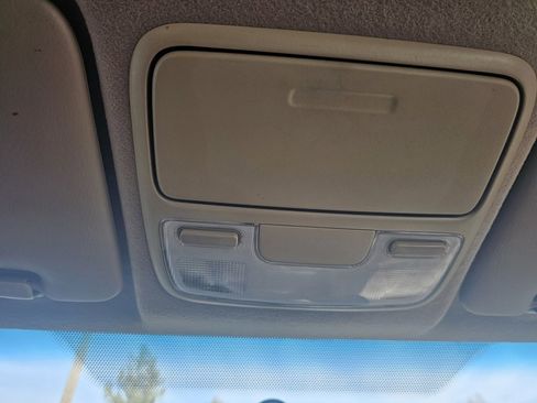 Used 2003 Honda CR-V LX image 17