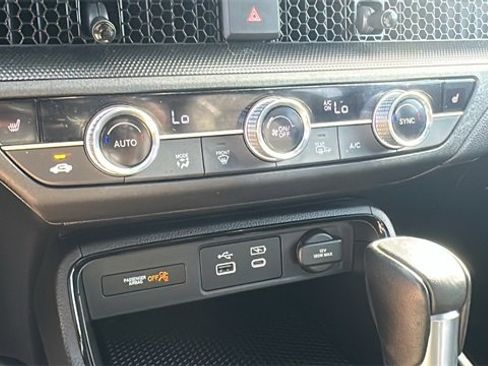 Used 2025 Honda CR-V Sport image 18