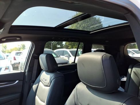 New 2025 Cadillac XT6 Sport w/ Technology Package image 15