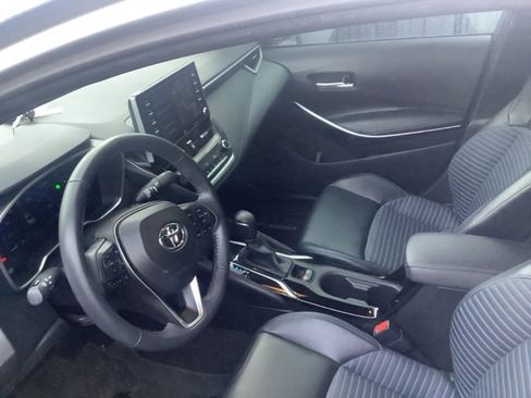 Certified 2021 Toyota Corolla XSE image 2