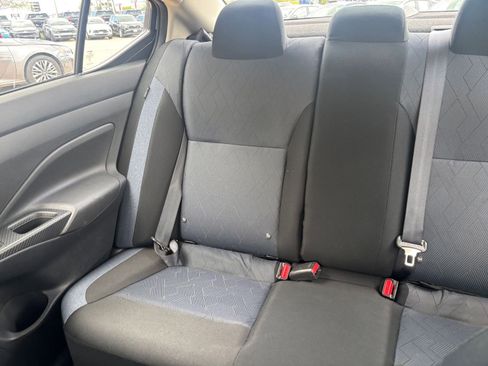 Used 2025 Nissan Versa SV FWD image 37