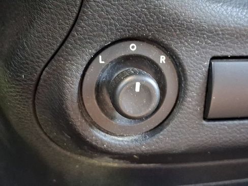 Used 2012 Jeep Wrangler Sport AWD/4WD image 22