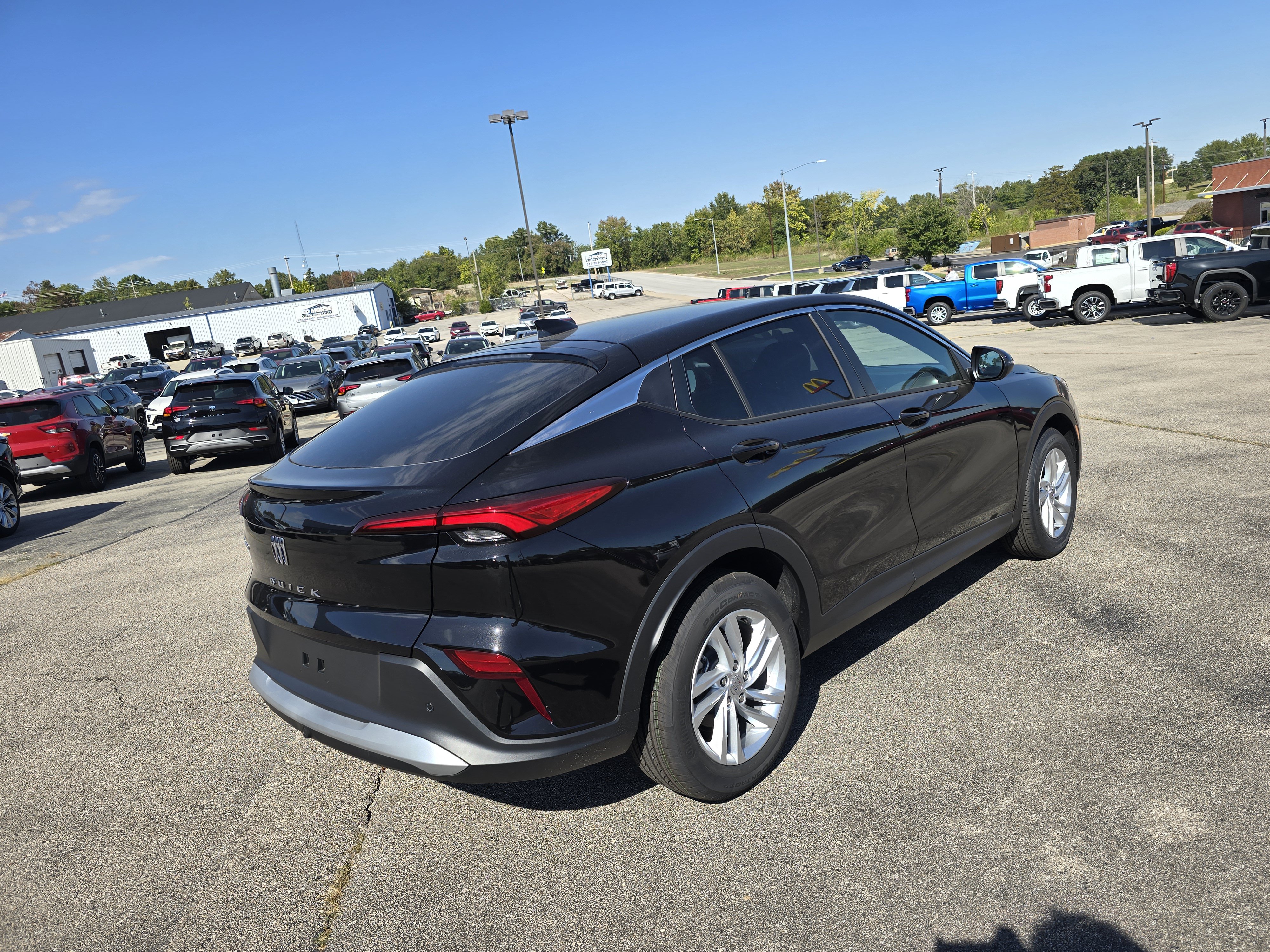 New 2026 Buick Envista Preferred w/ Convenience II Package FWD image 3